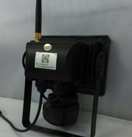 Kamera Keamanan Wifi Lampu Sorot CMOS 2.0 Mega Piksel 8 Pengguna Secara Bersamaan Memantau