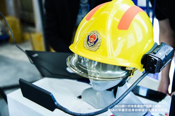 Safety 4G Fir Helmet Kamera Deteksi Multi-Gas Wifi GPS Perekaman Video Lampu Led