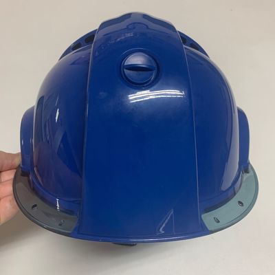 Helm Cerdas Keselamatan Biru Dengan Kamera WIFI 4G Built-In GPS Platform Pemantauan Pusat Multi Interkom Gigi Biru